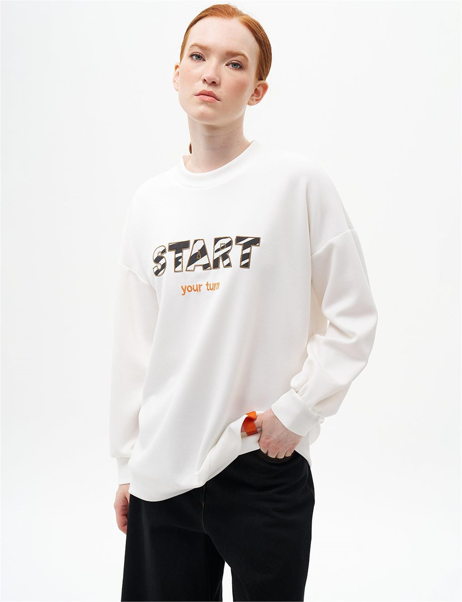 Slogan Nakışlı Scuba Ekru Sweatshirt
