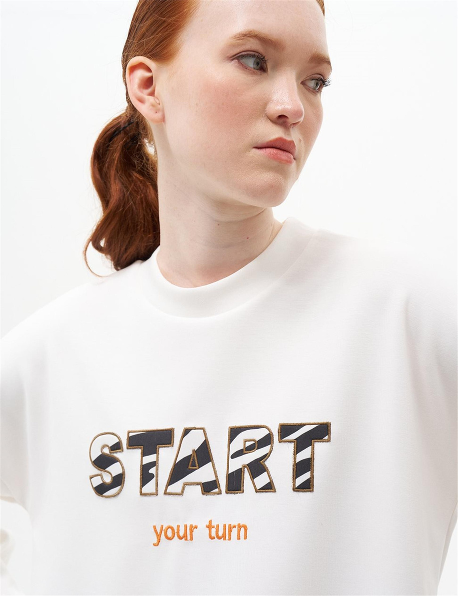 Slogan Nakışlı Scuba Ekru Sweatshirt