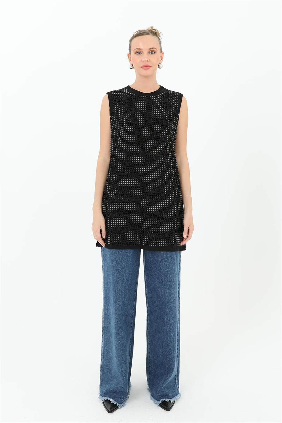 Taş Detaylı Kolsuz Tunik Siyah - 25YP10525