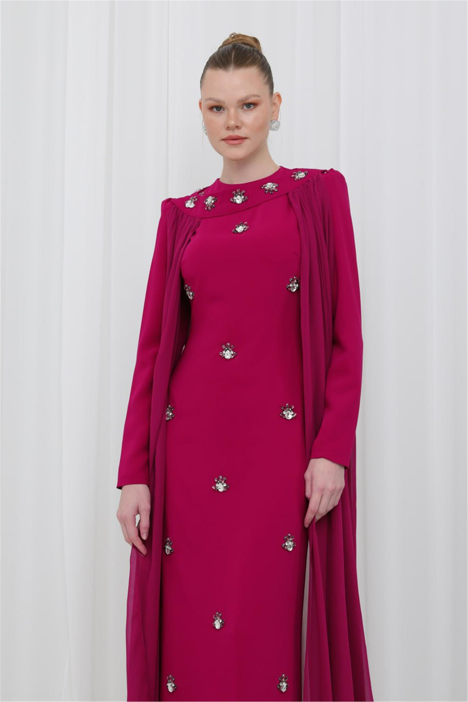 Taş İşlemeli Şal Detaylı Mürdüm Elbise