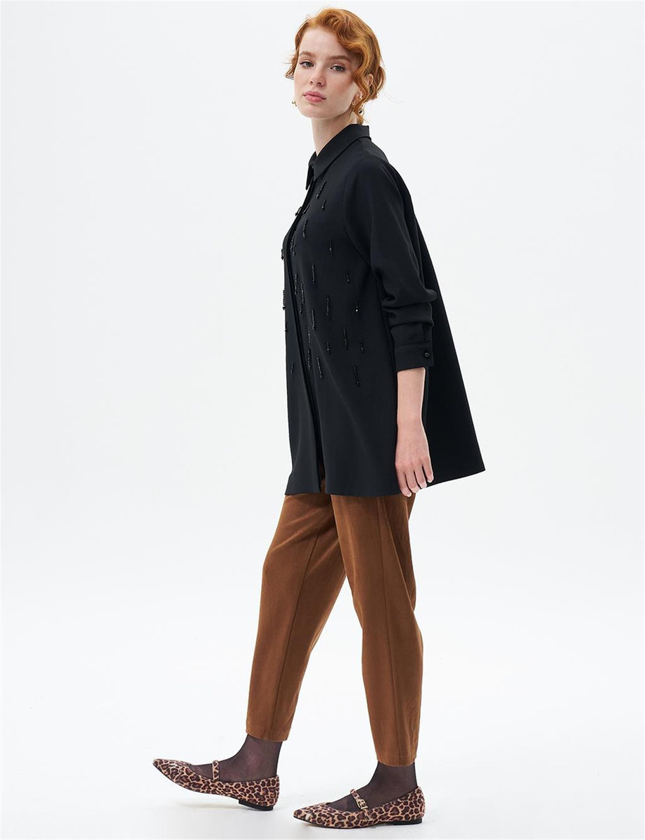 Taş İşlemeli Siyah Bluz