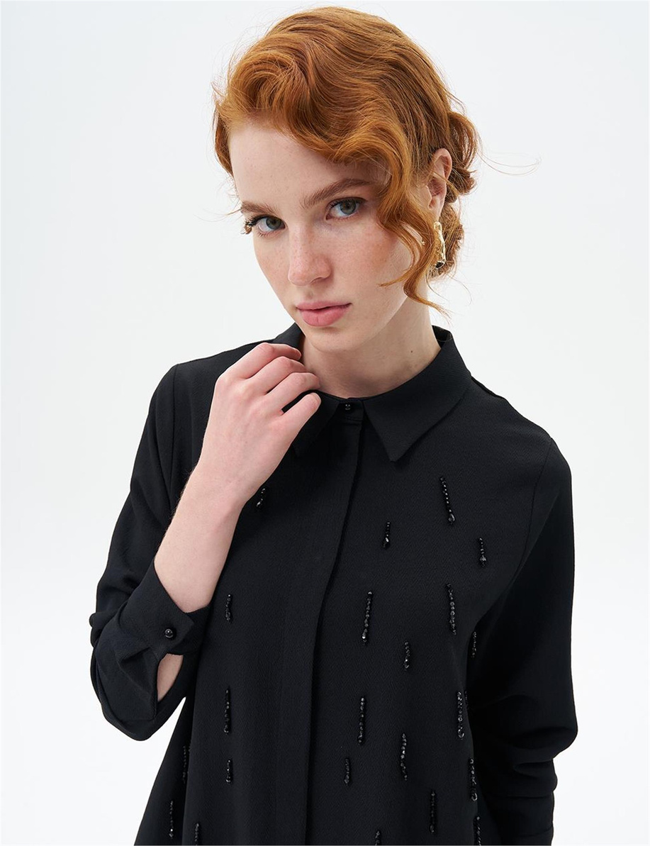 Taş İşlemeli Siyah Bluz