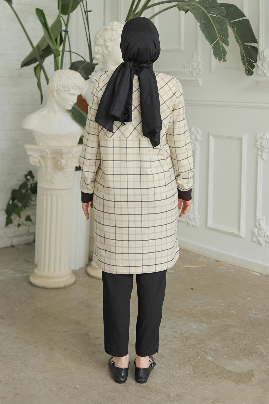 Yarım Fermuarlı Kolları Ribanalı Bej Tunik