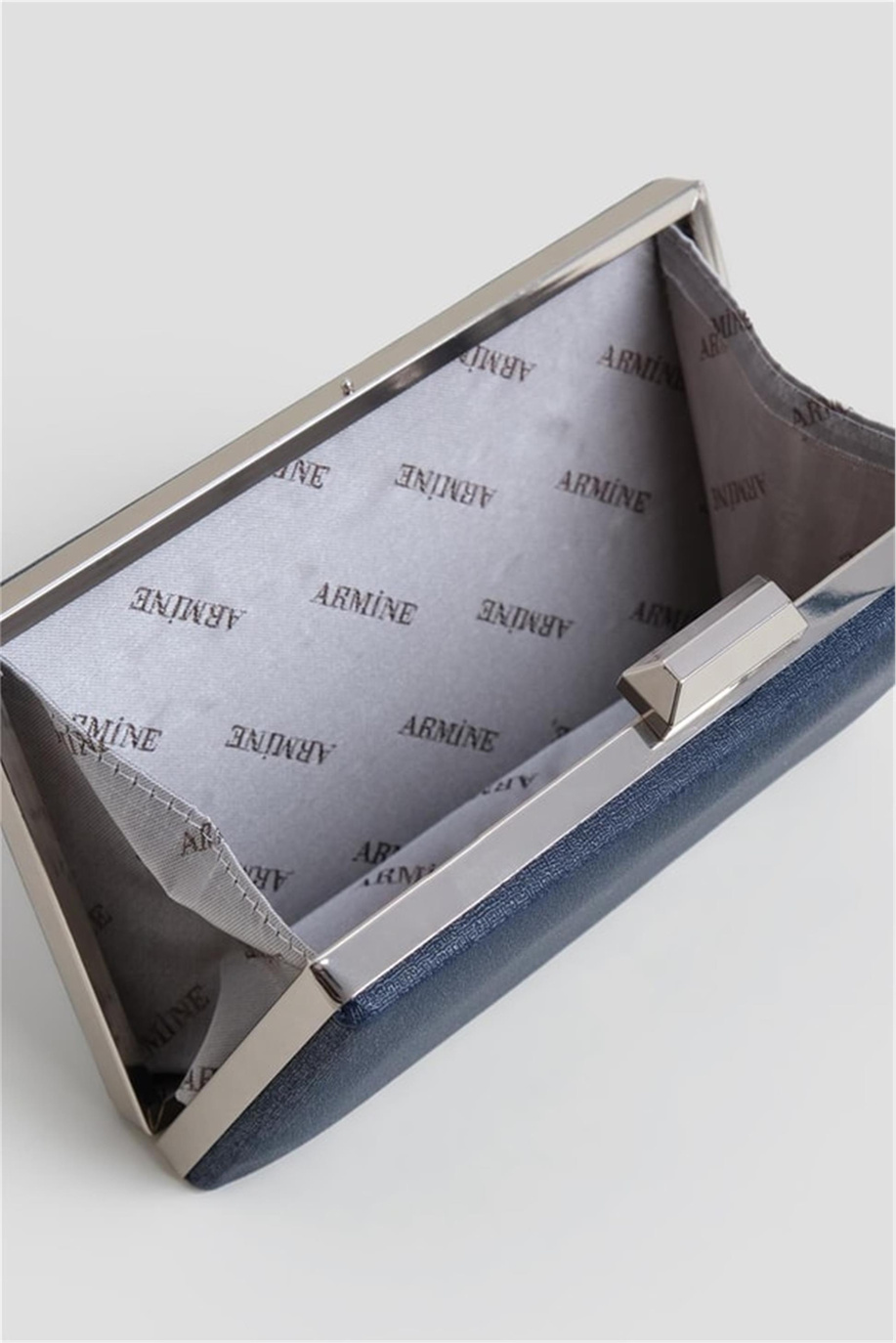 Zincirli Abiye Lacivert Çanta