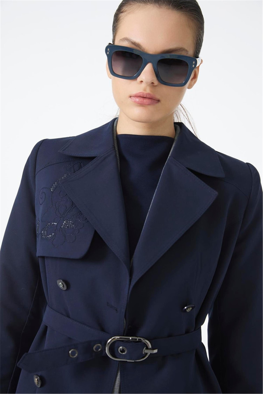 Zühre İşleme Detaylı Kemerli Lacivert Trençkot 13812