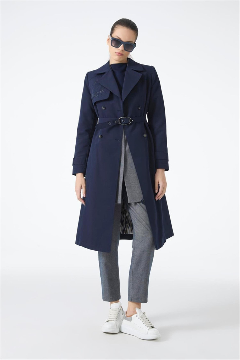 Zühre İşleme Detaylı Kemerli Lacivert Trençkot 13812