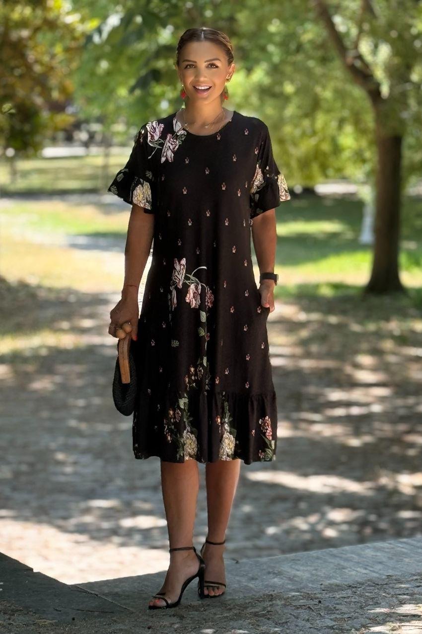 Etekleri Fırfırlı Siyah Gül Desenli Elbise
