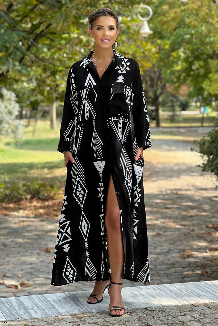 Siyah Etnik Desenli Gömlek Elbise