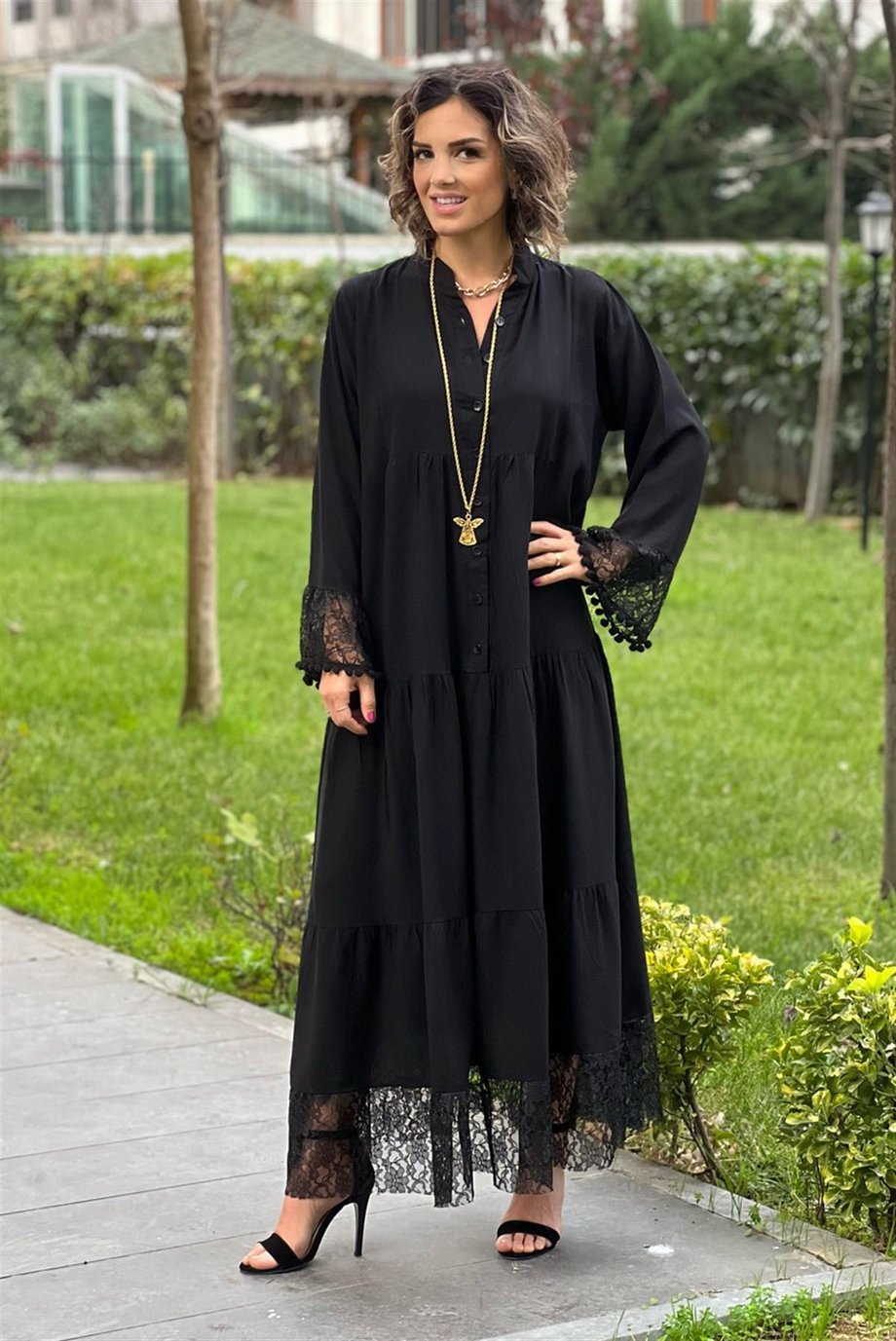 Siyah Romantik Dantelli Elbise