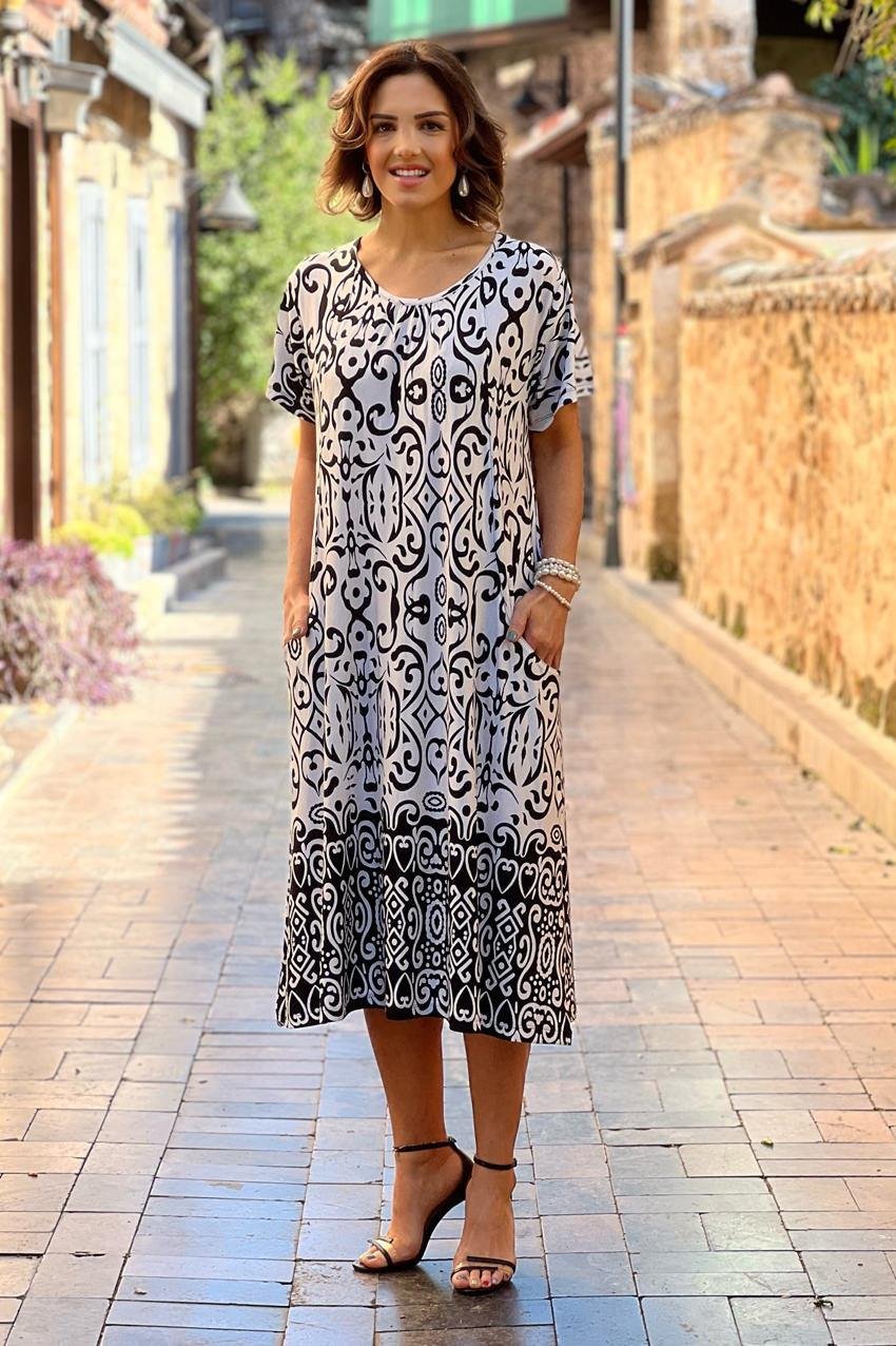Beyaz Etnik Desenli Önden Çift Cepli Pamuklu Penye Elbise