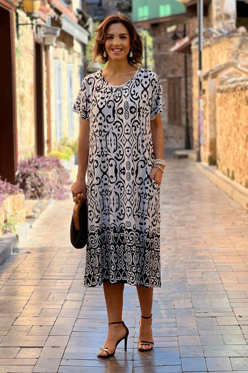 Beyaz Etnik Desenli Önden Çift Cepli Pamuklu Penye Elbise