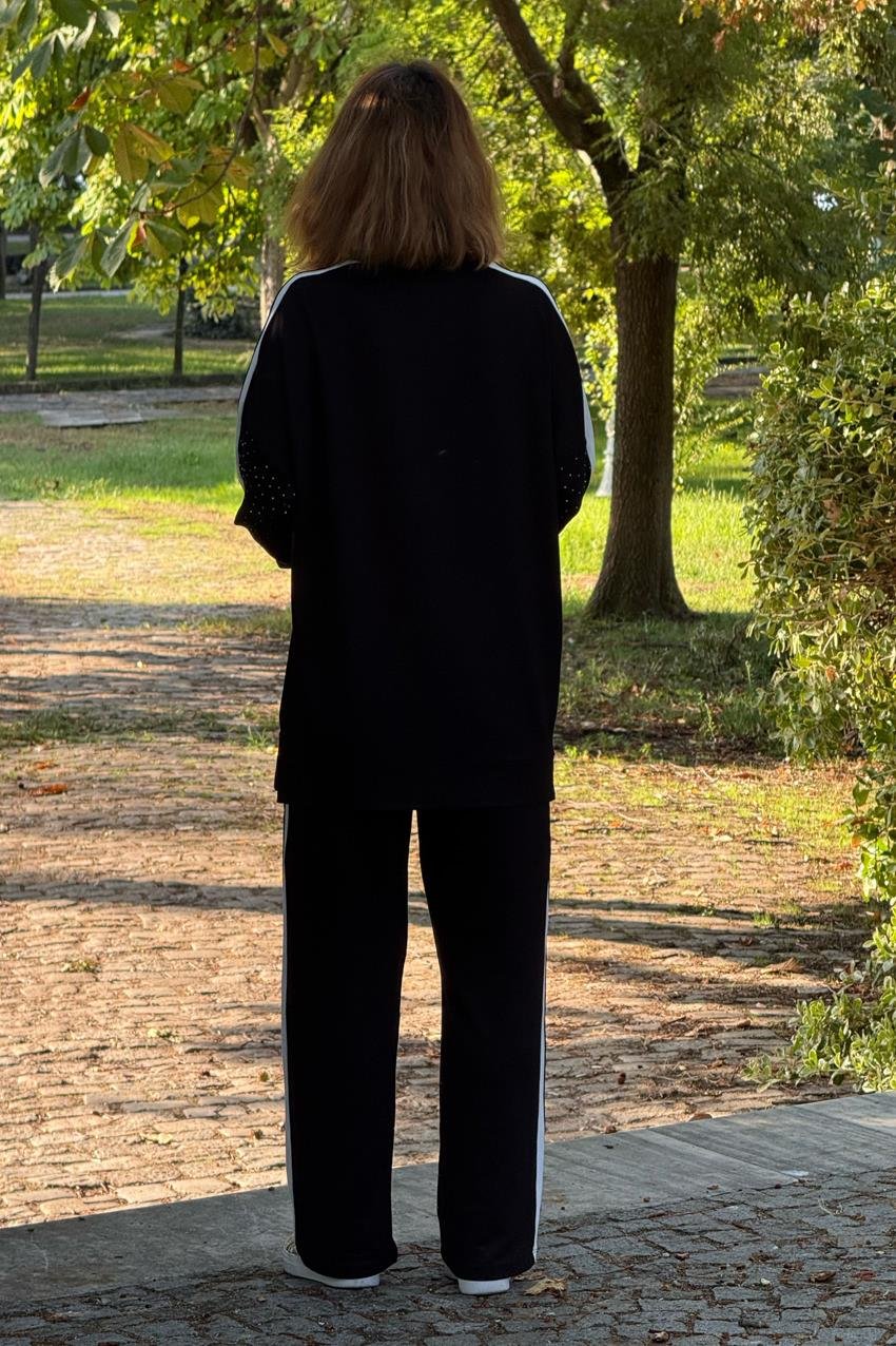 Beyaz Garnili Işıltılı Eşofman Takım