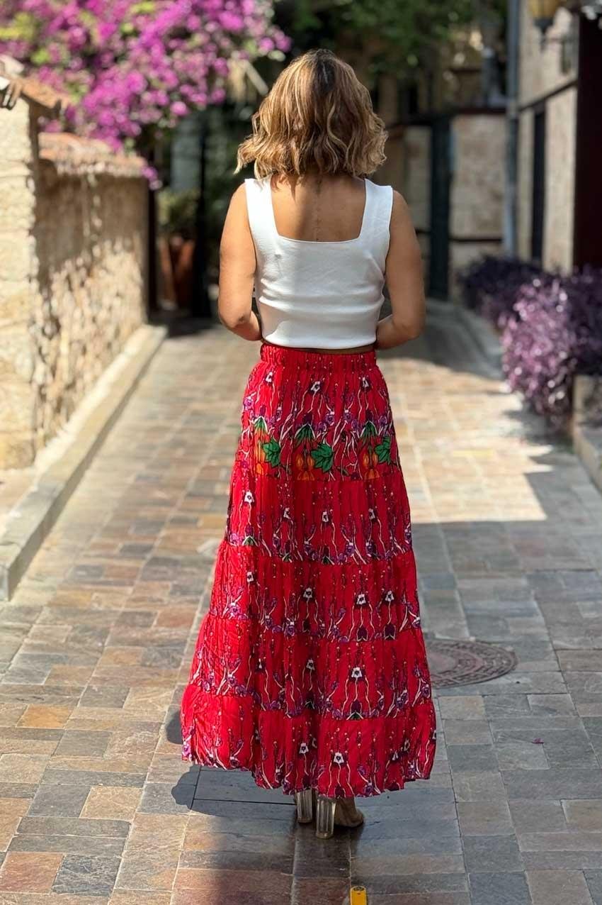 Kırmızı Bahar Dalı Desenli %100 Pamuk Viskon Etek