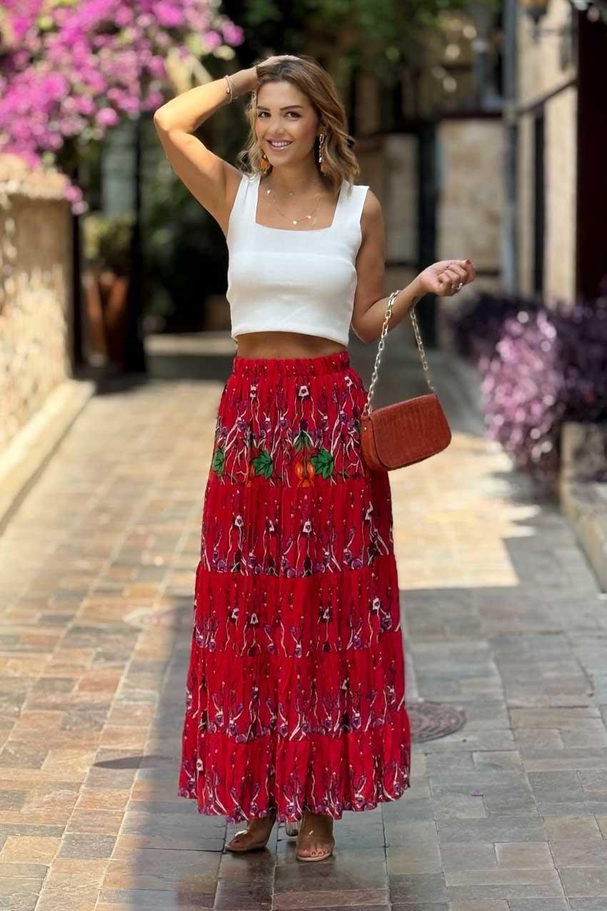 Kırmızı Bahar Dalı Desenli %100 Pamuk Viskon Etek