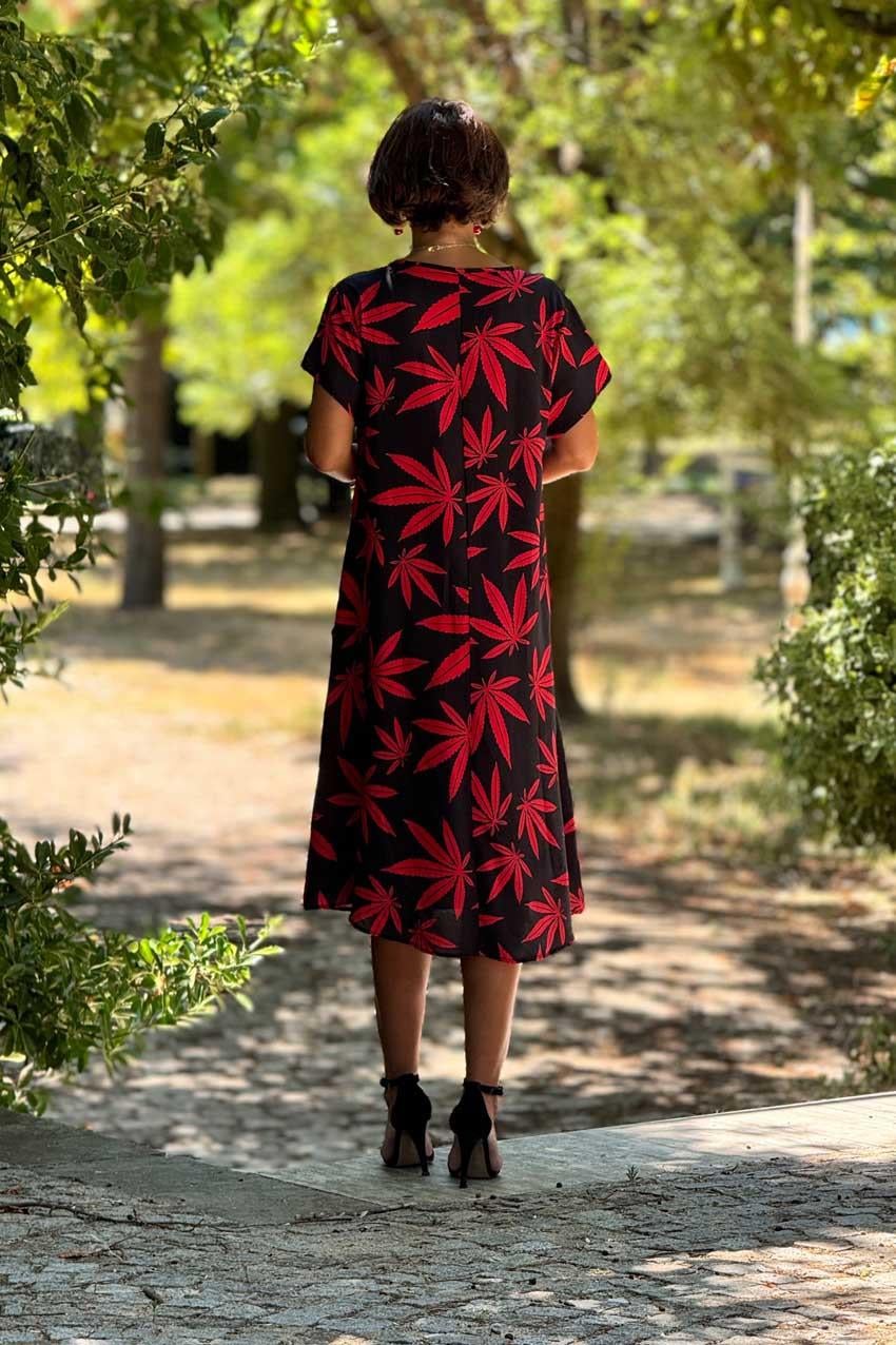 Kırmızı Jamaika Yaprak Desenli Elbise