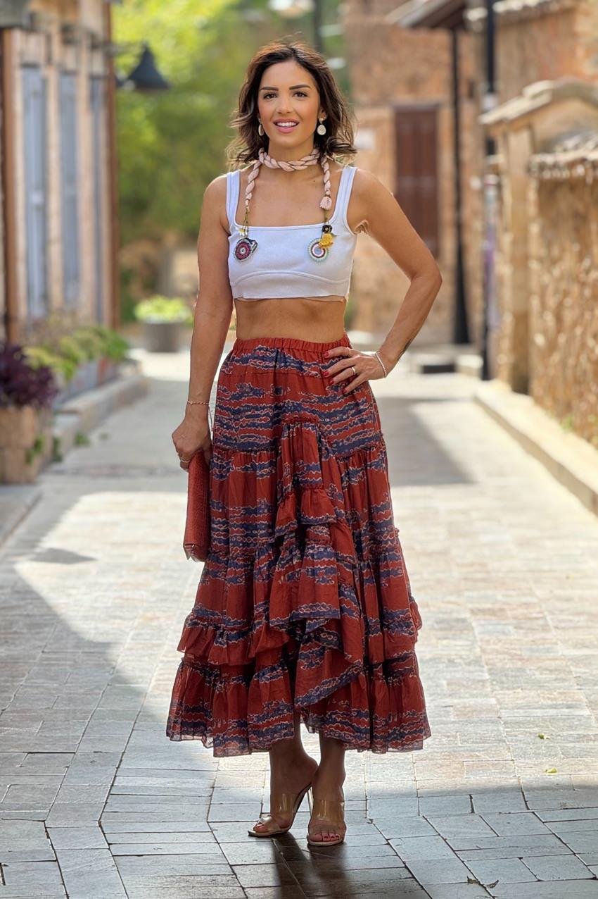 Kırmızı Renk İspanyol Etek