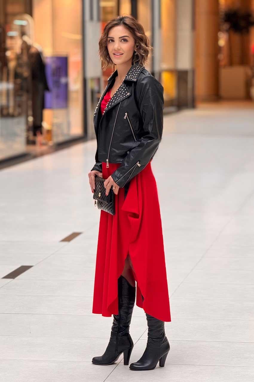 Kırmızı Renk Özel Tasarım Etek