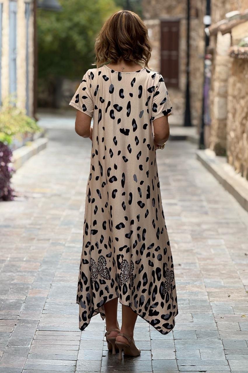 Krem Dalmaçyalı Desen Verev Kesim Elbise