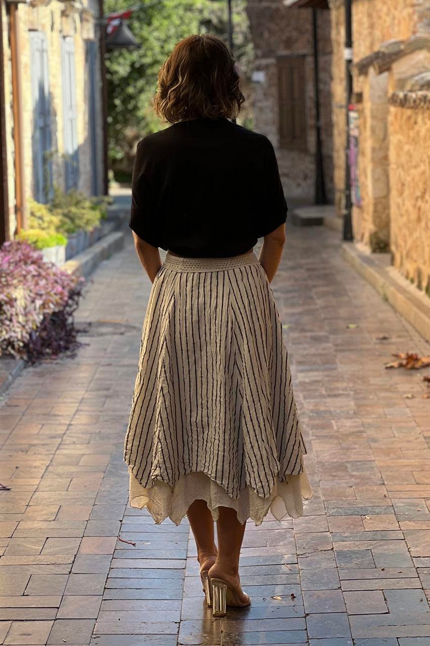 Krem Renk Asimetrik %100 Pamuk Astarlı Etek