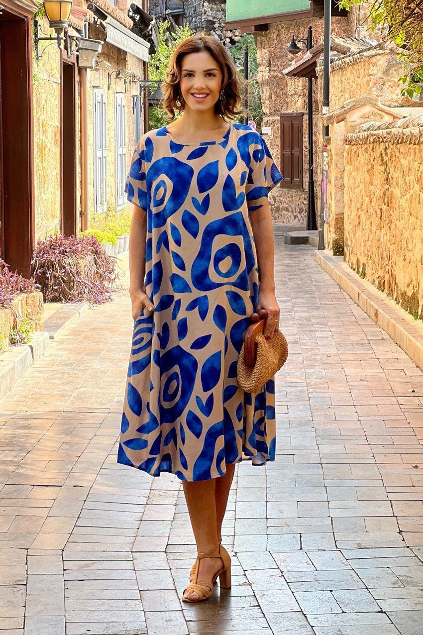 Krem Renk Hare Desenli Elbise