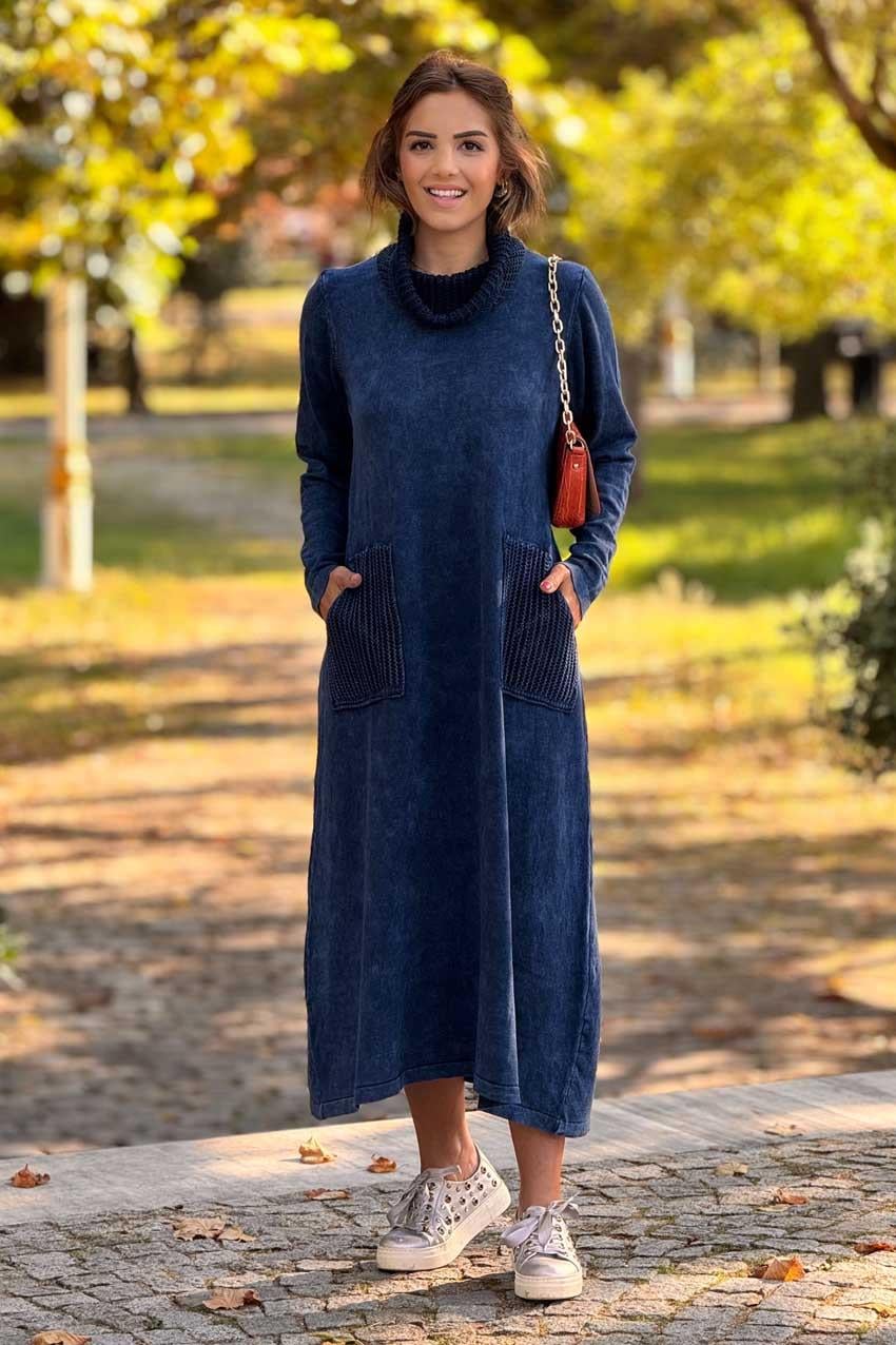 Lacivert Renk Degaje Yaka %100 Pamuk Triko Elbise