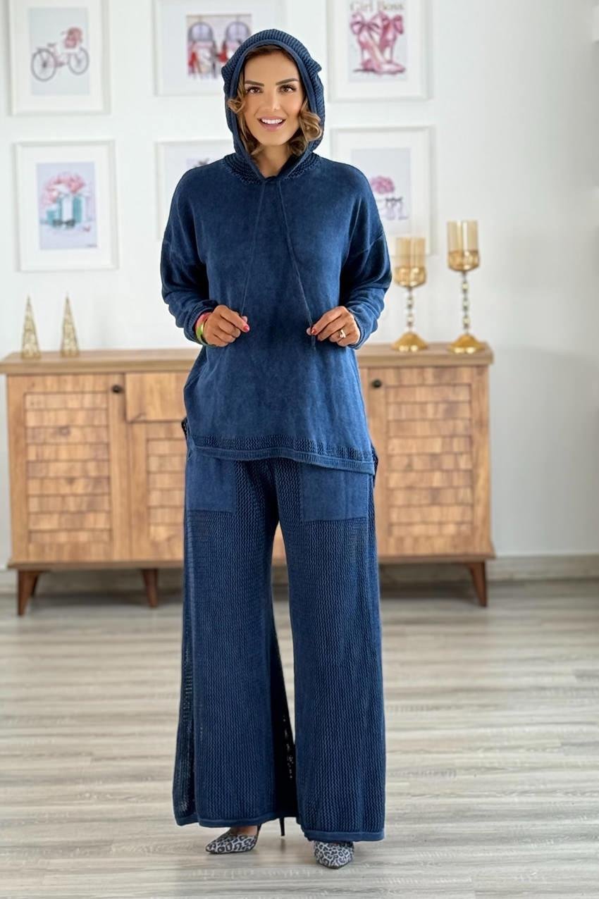 Lacivert Renk Triko Takım