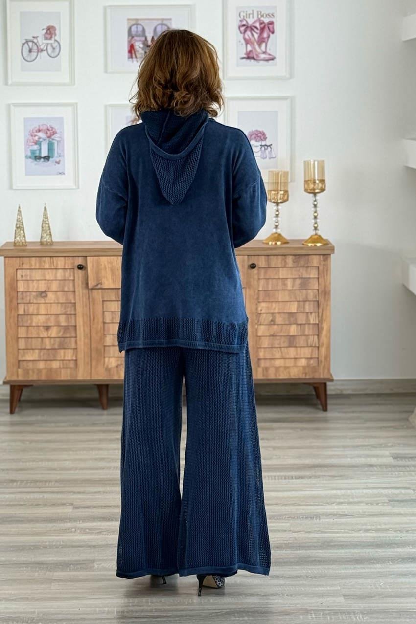 Lacivert Renk Triko Takım