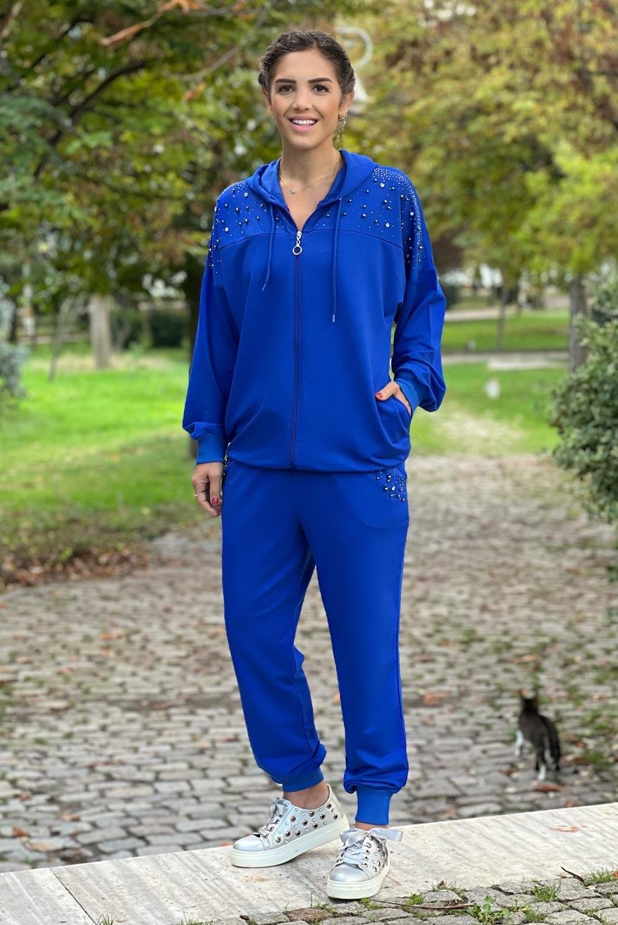 MAVİ Renk Omuz ve Cebi Taş Detaylı Eşofman Takım