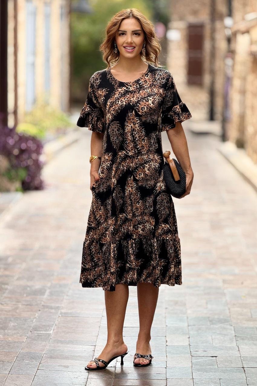 Siyah Afrika Desenli Etekleri Fırfırlı Yazlık Pamuklu Penye Elbise