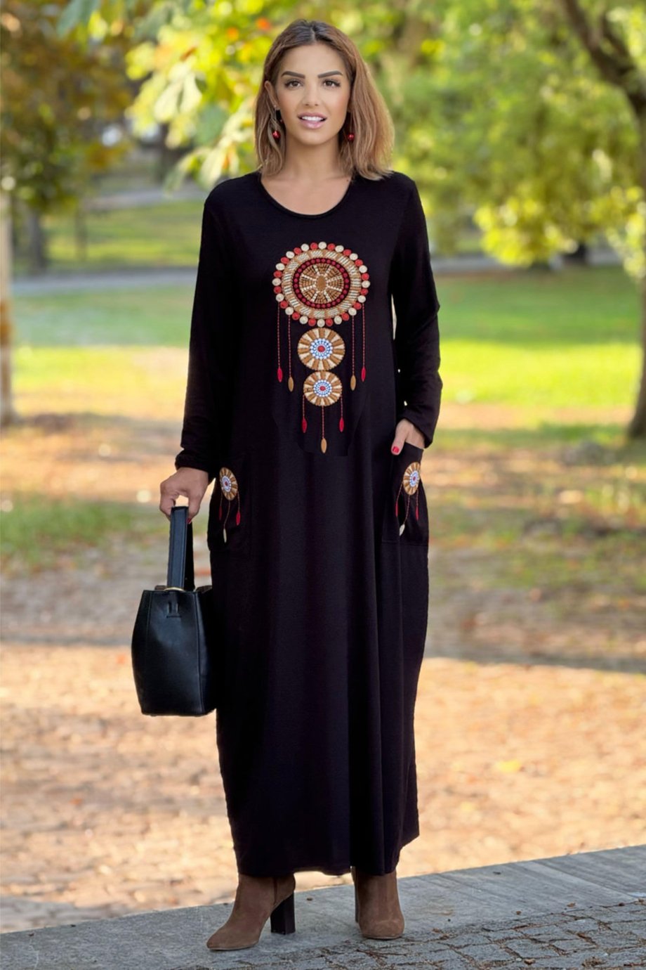 Siyah Düş Kapanı Nakışlı Pamuklu Penye Viskon Elbise