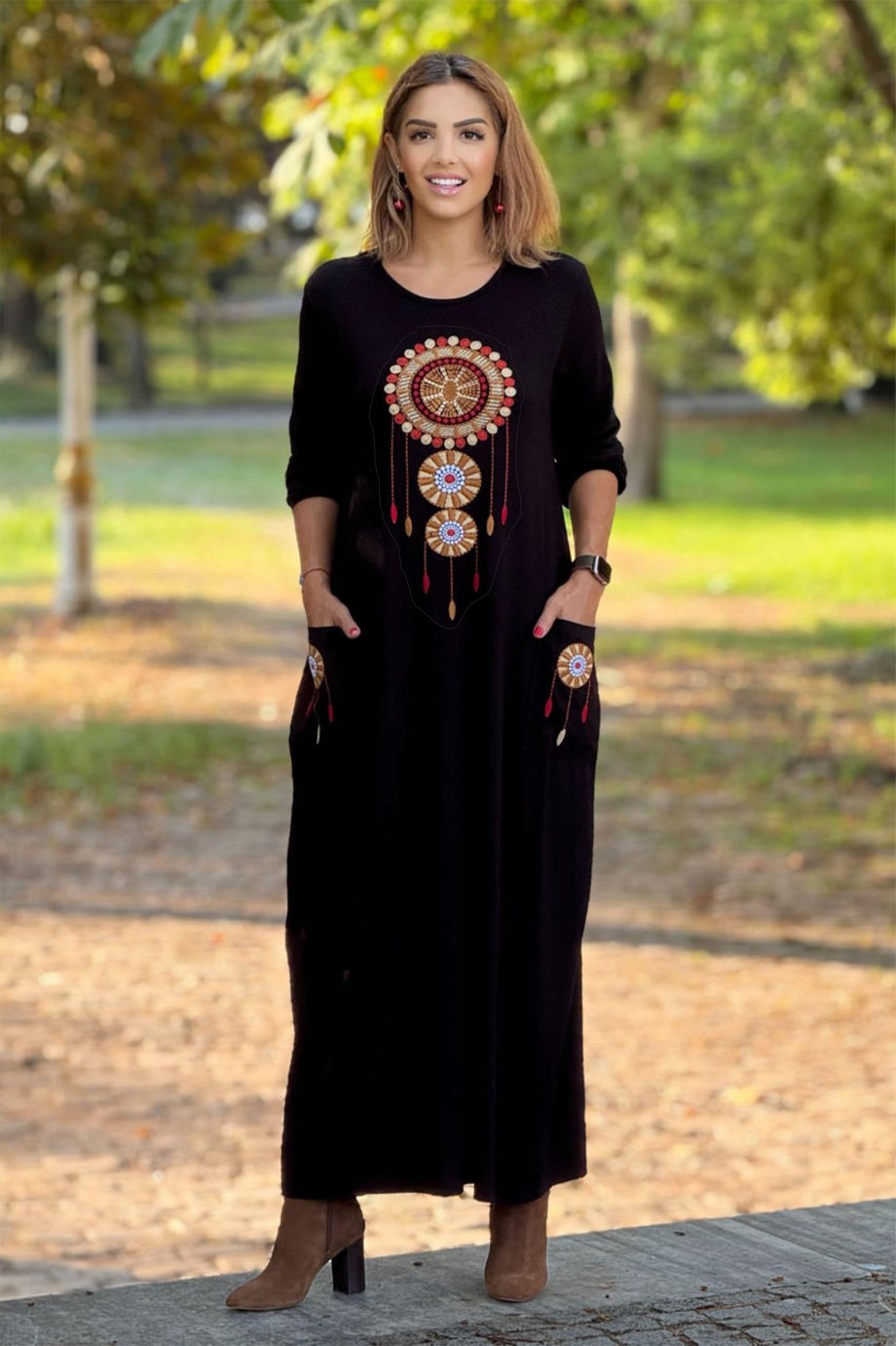 Siyah Düş Kapanı Nakışlı Pamuklu Penye Viskon Elbise
