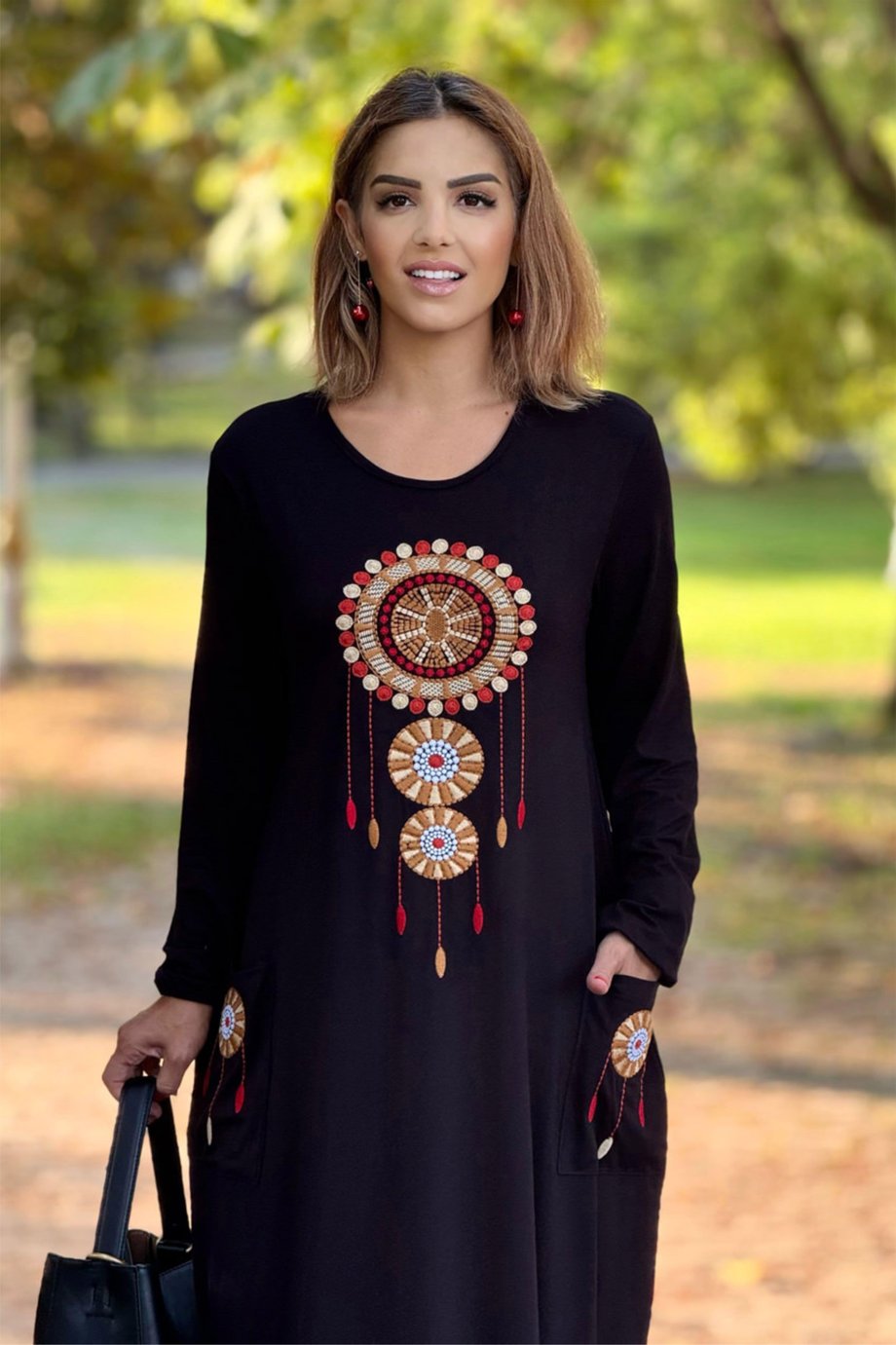 Siyah Düş Kapanı Nakışlı Pamuklu Penye Viskon Elbise