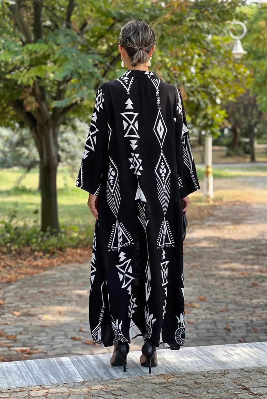 Siyah Etnik Desenli Gömlek Elbise