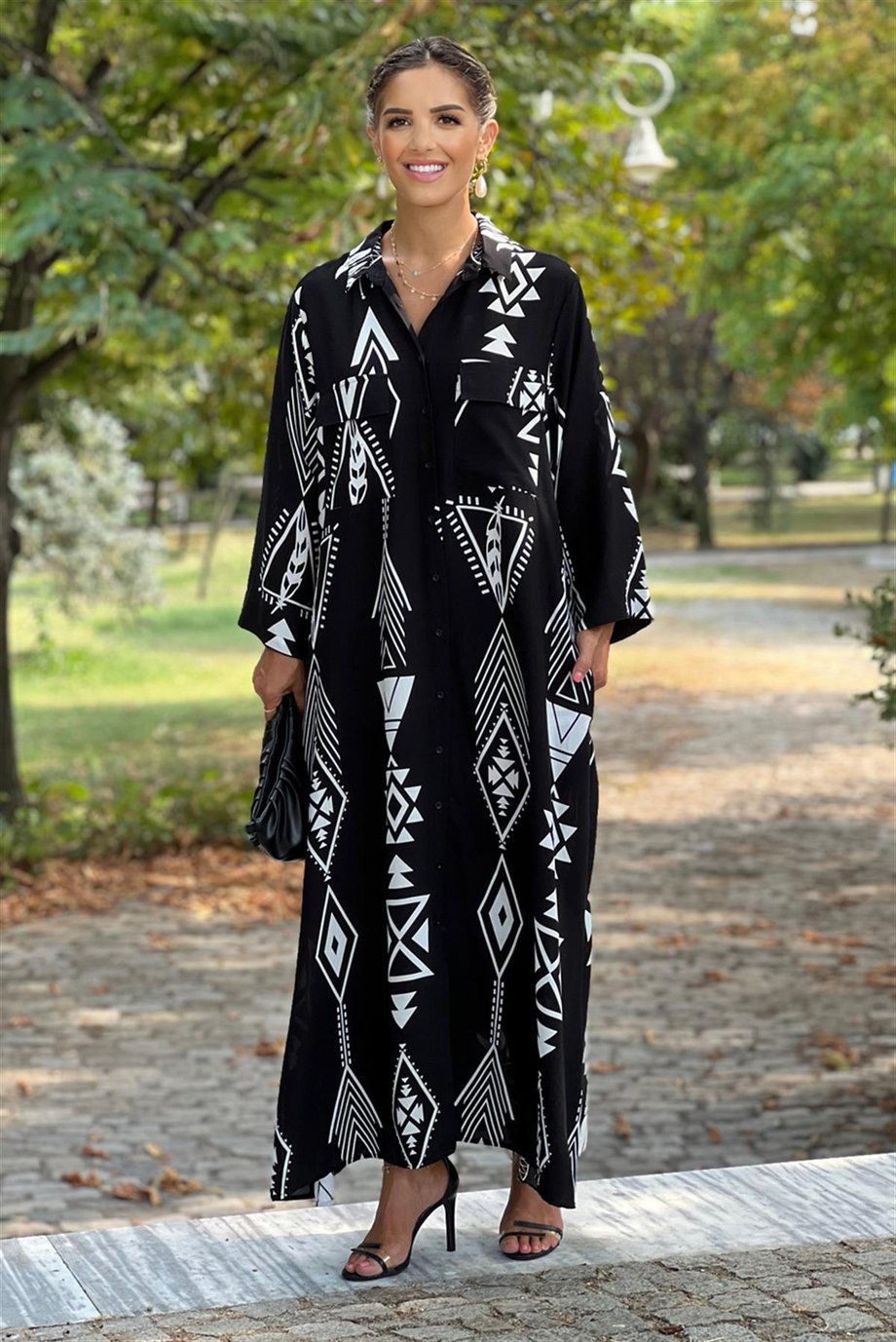 Siyah Etnik Desenli Gömlek Elbise