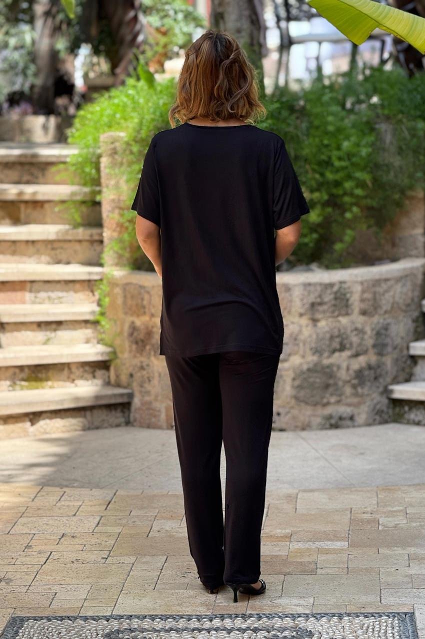 Siyah Pencere Detaylı Pamuklu Takım