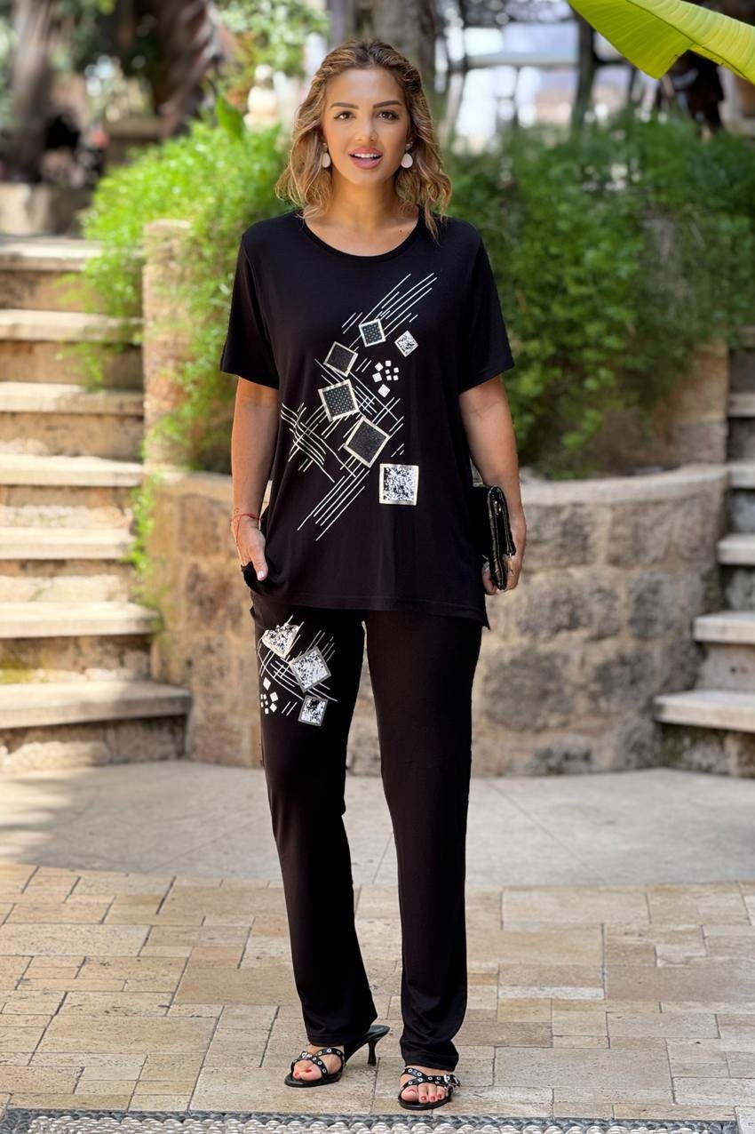 Siyah Pencere Detaylı Pamuklu Takım