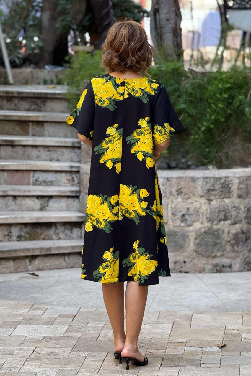 Siyah Sarı Gül Desen Kayık Yaka %100 Pamuk Viskon Elbise