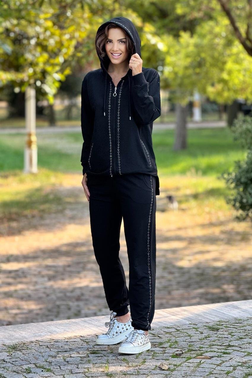 Siyah Su Yolu Taş Detaylı %100 Pamuk Eşofman Takımı