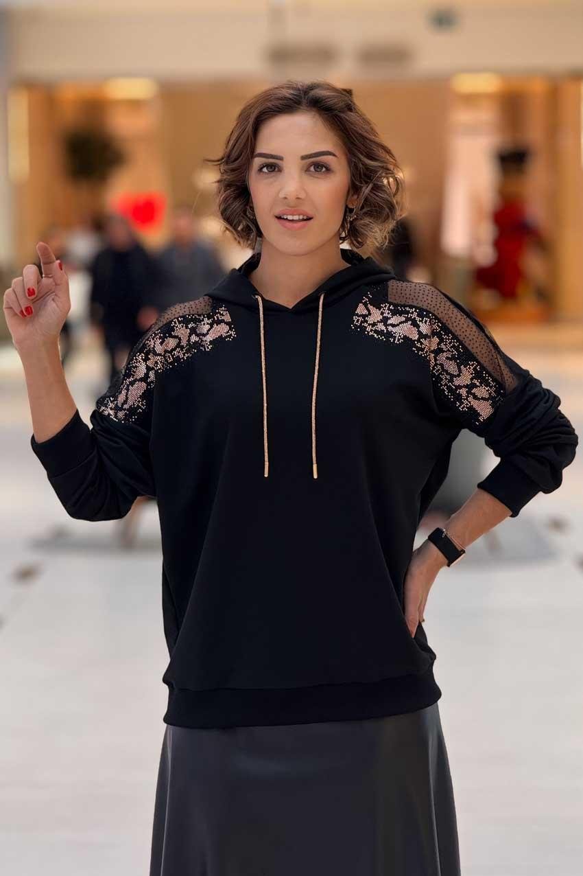 Siyah Tül ve Taş Detaylı %100 Pamuk Sweatshirt