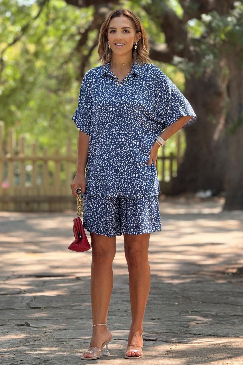 ŞORT GÖMLEK TAKIM - Mavi Papatya Desenli