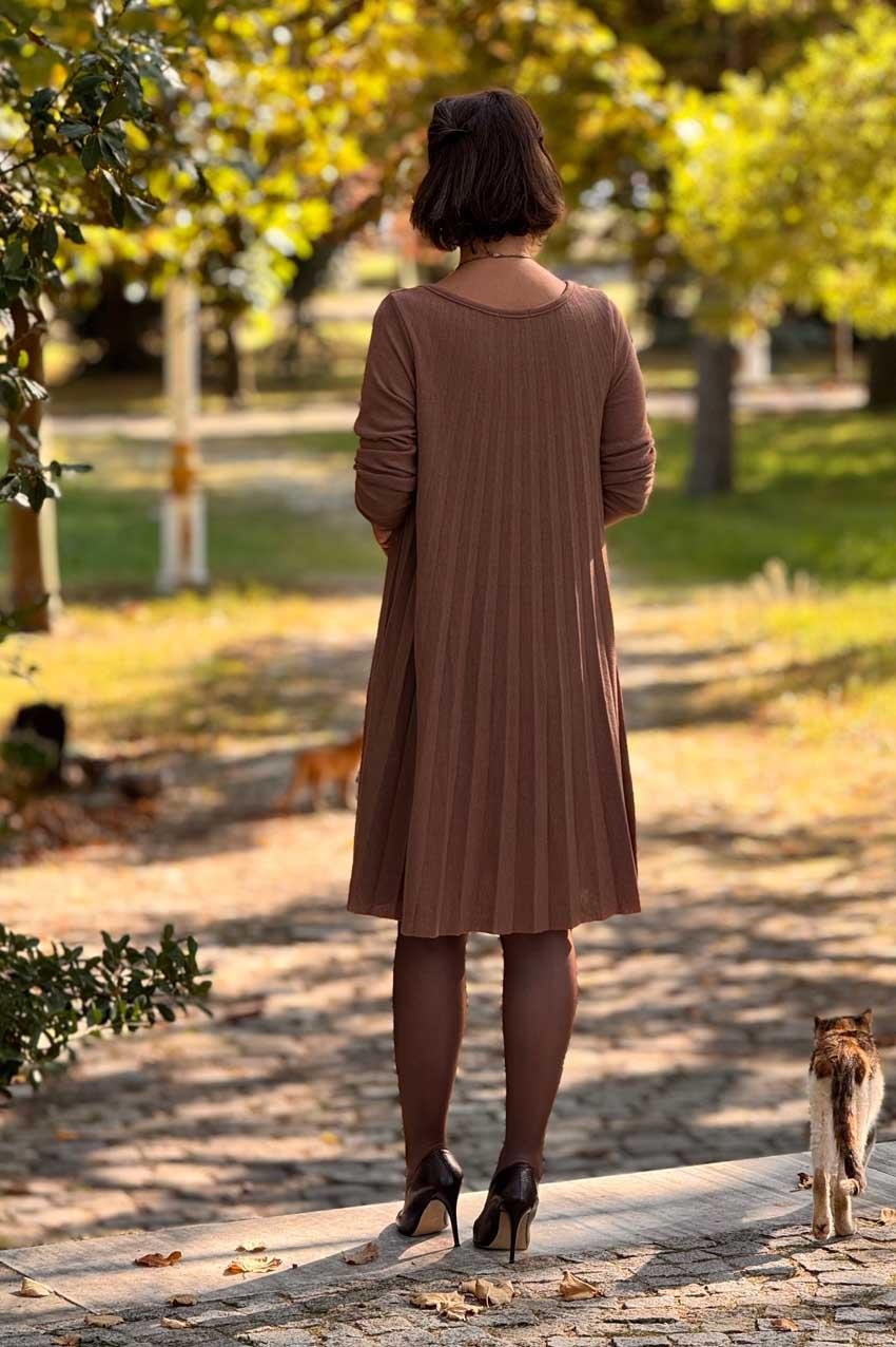 Sütlü Kahve Piliseli Kolye Hediyeli Yün Viskon Elbise