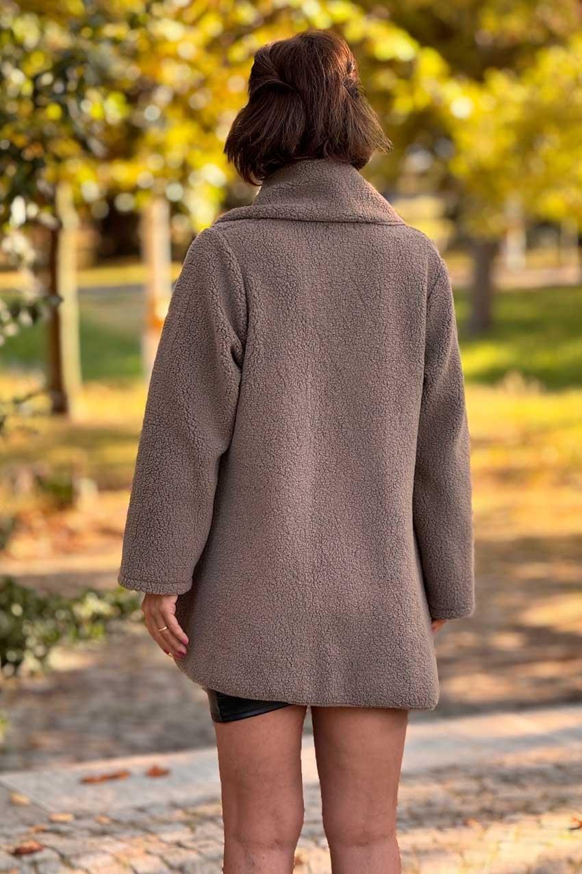 Toprak Tek Düğmeli Tasarım Mont