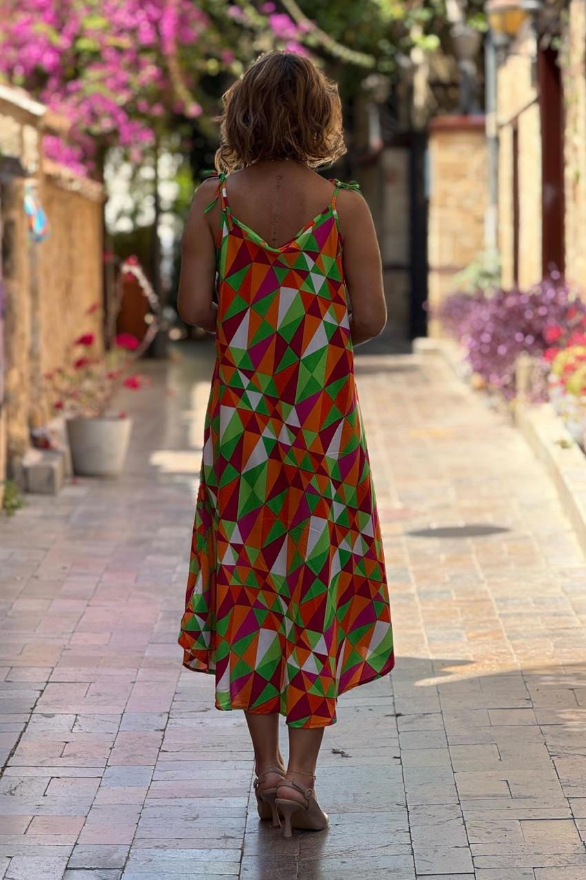 Turuncu Mozaik Desenli Omuzları Bağlamalı Askılı Elbise