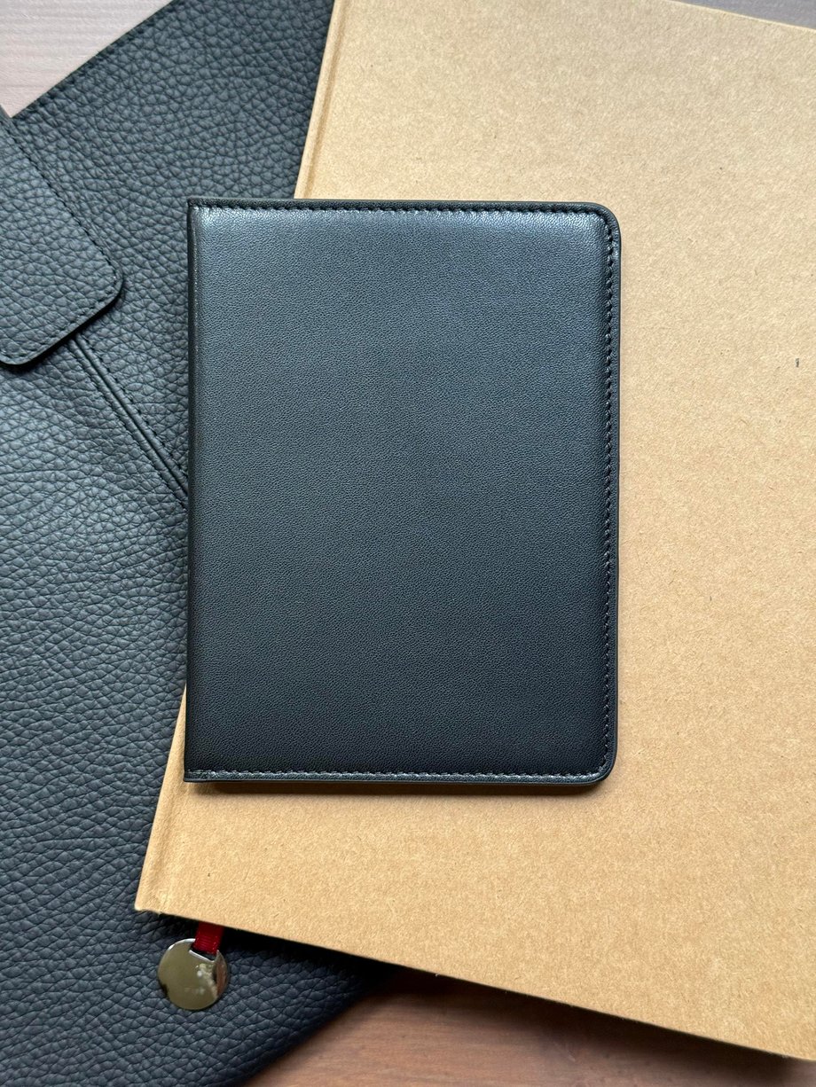 Düz Deri Pasaport Kılıfı Siyah