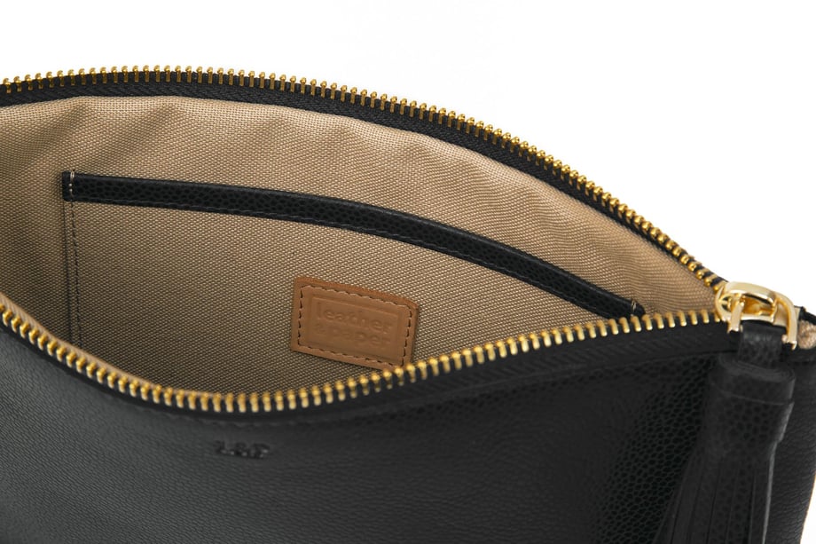 Püskül Detaylı Deri Clutch El Çantası Siyah