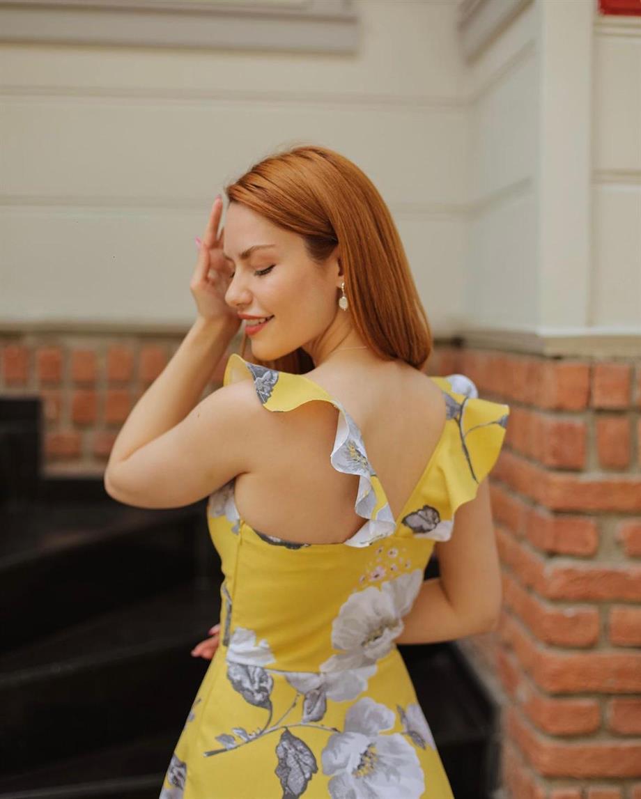 PİRAYE (Sarı Abiye)