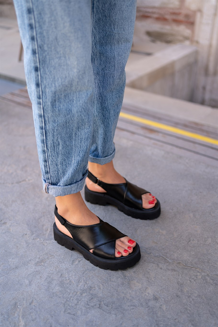 Alice Siyah   Casual