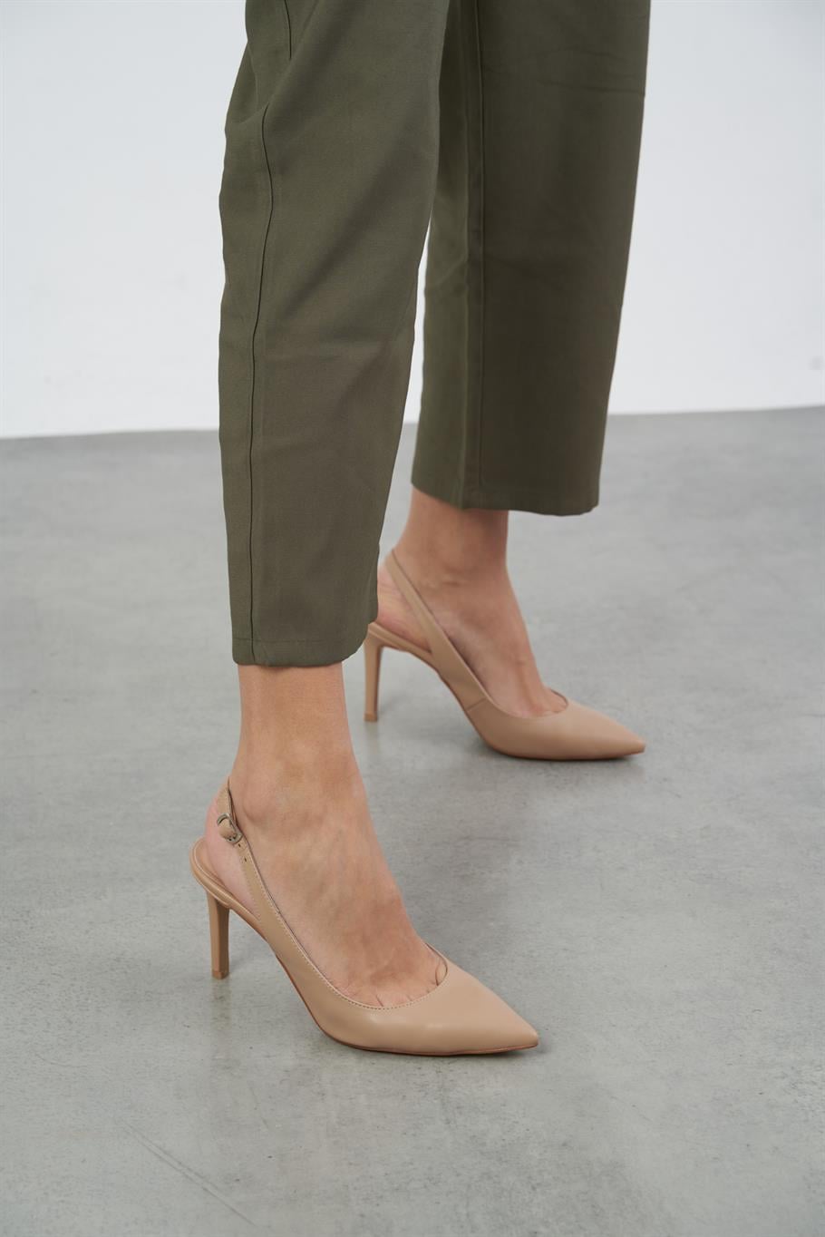 Bucky Ten   Stiletto