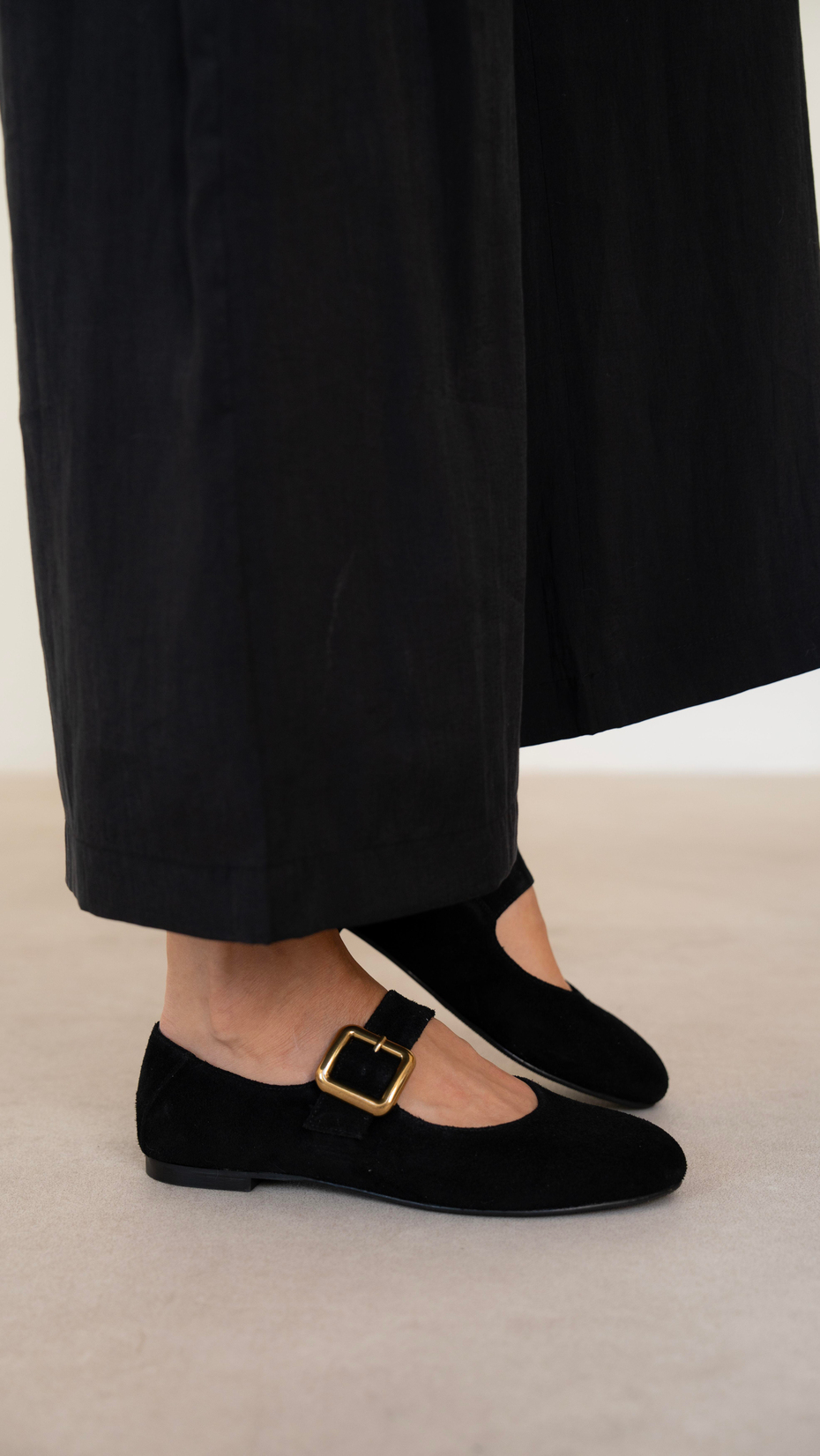 Coala Siyah Süet Hakiki Deri  Babet