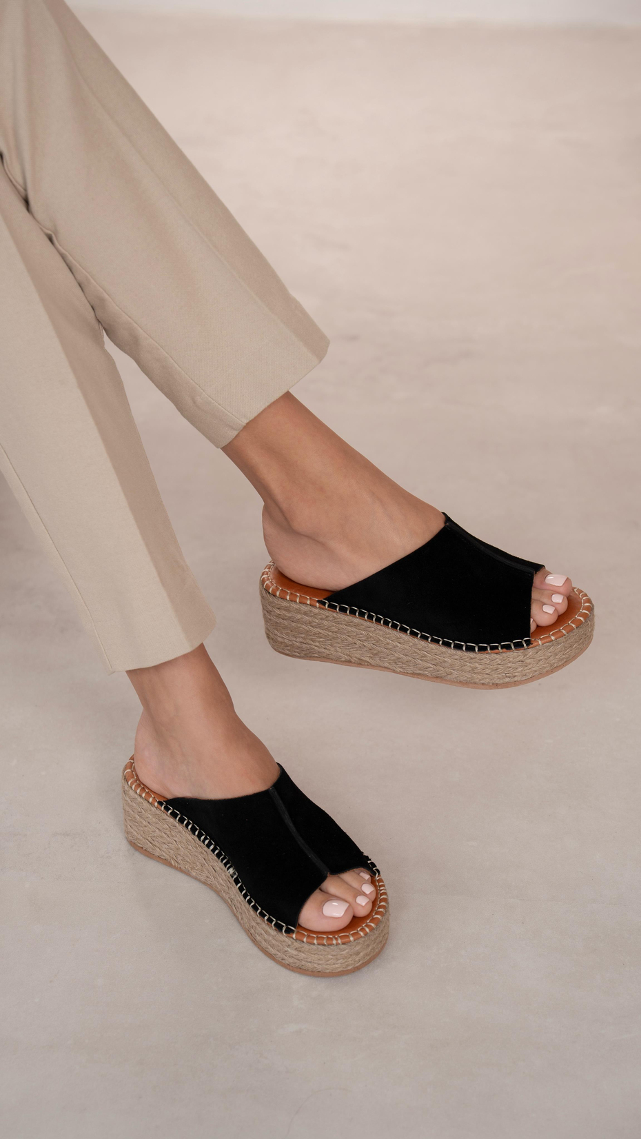 Ebue Siyah Süet   Hakiki Deri   Terlik